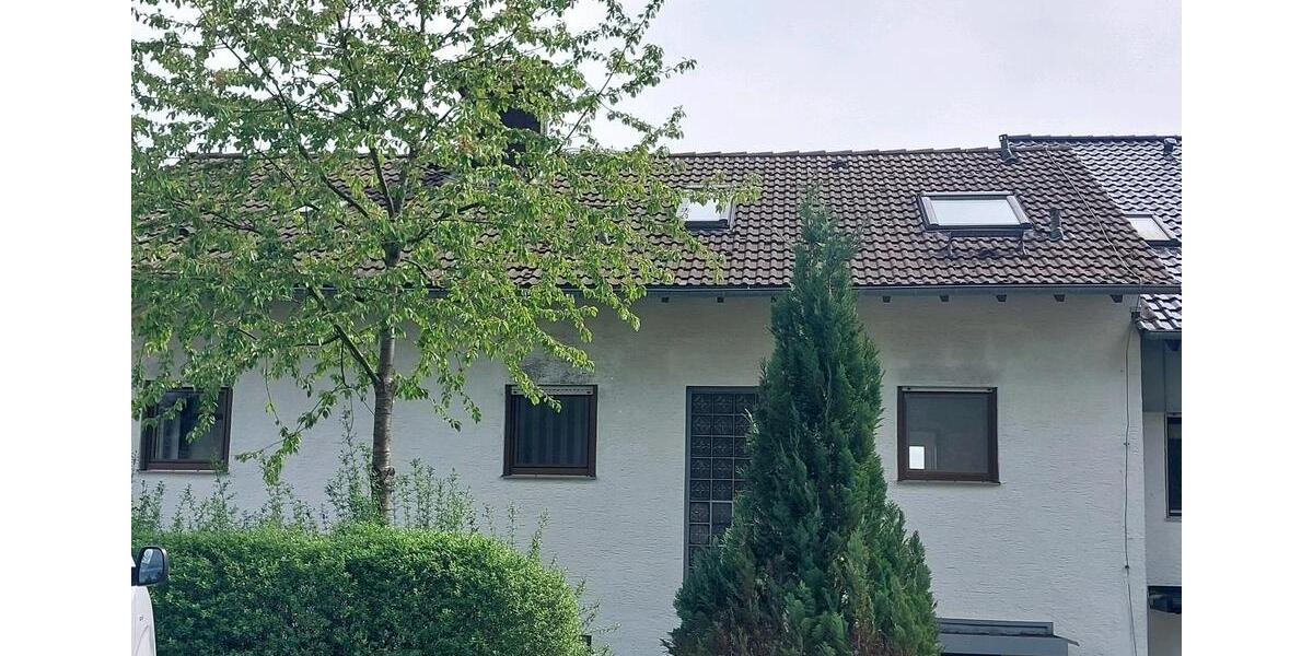 Etagenwohnung Lüdenscheid Brügge - 4 Zimmer, 90 m&sup2;, 580&euro; | Angebot:26416847