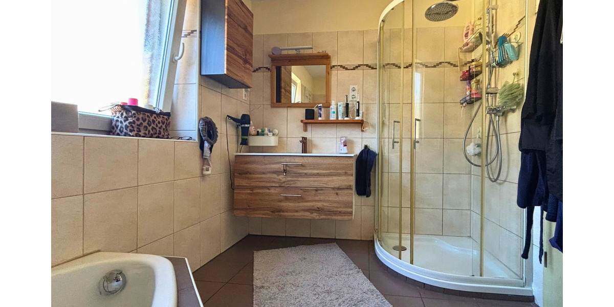 Doppelhaushälfte Neuenrade - 6 Zimmer, 144 m&sup2;, 248.500&euro; | Angebot:25899162