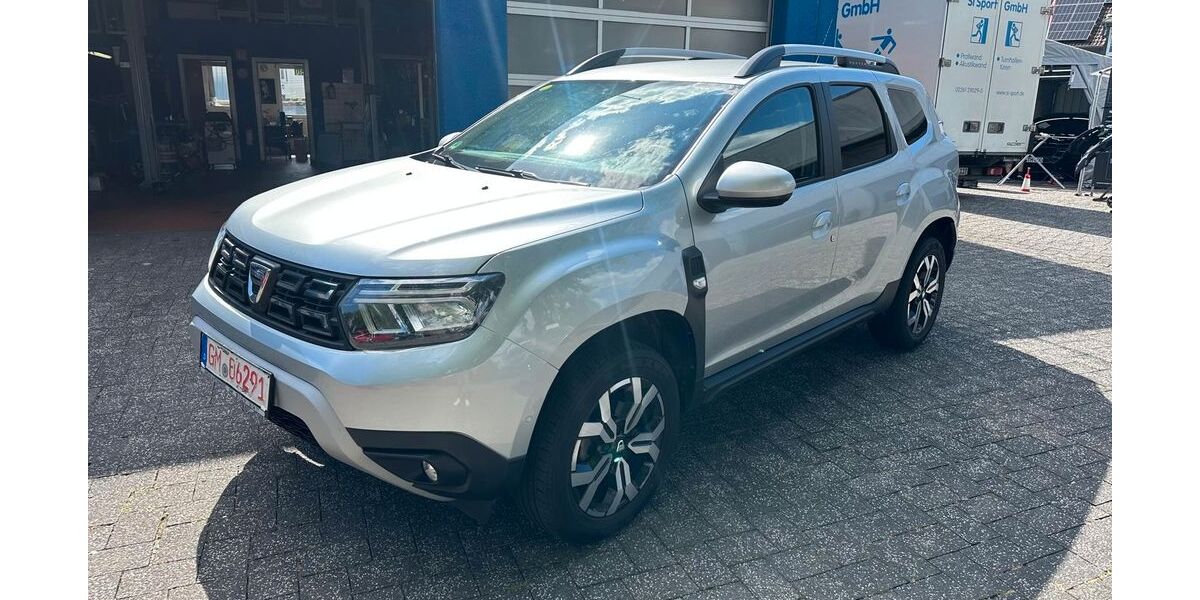 Dacia Duster 76.000 km 14.900 &euro; Gummersbach 51645
