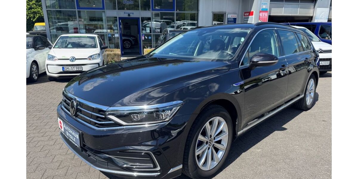 VW Passat 66.549 km 25.499 &euro; Wipperfürth 51688