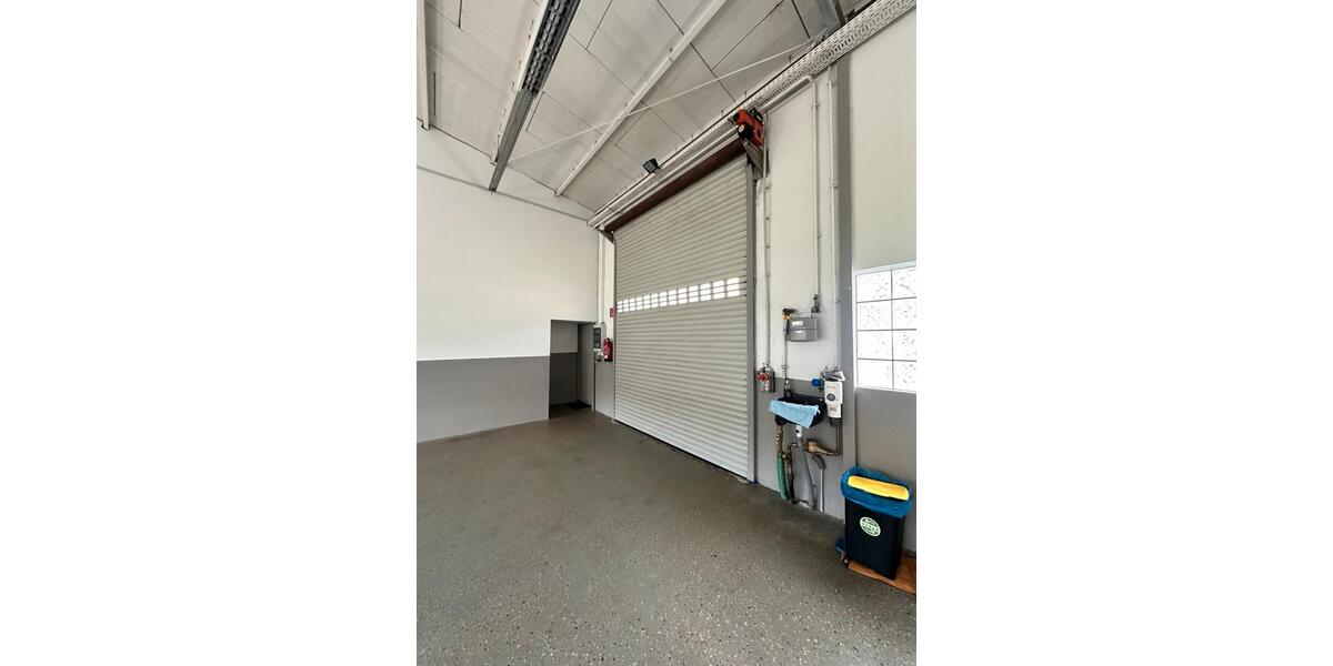 Gewerbeobjekt Gummersbach Berstig Süd - 1.000&euro; | Angebot:26348303