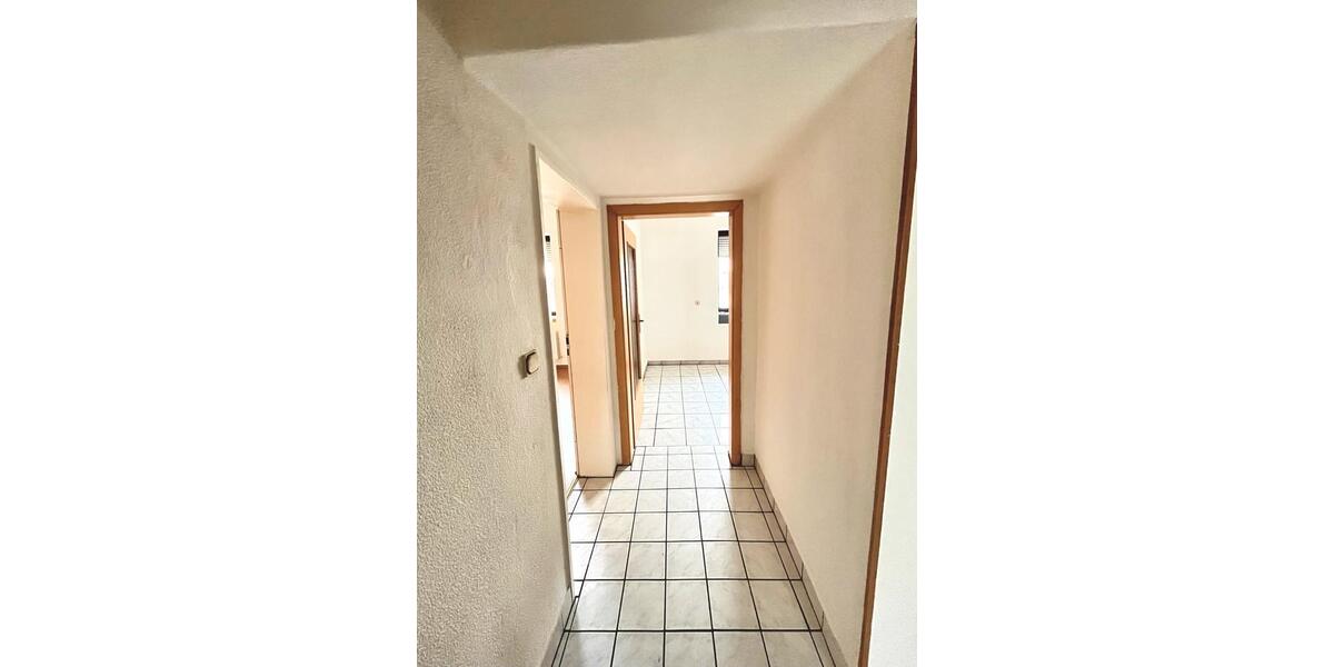 Etagenwohnung Gummersbach Berstig Süd - 3 Zimmer, 85 m&sup2;, 680&euro; | Angebot:25640083