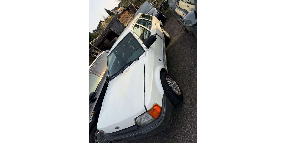 Ford Escort 125.000 km 1.500 &euro; Wipperfürth 51688