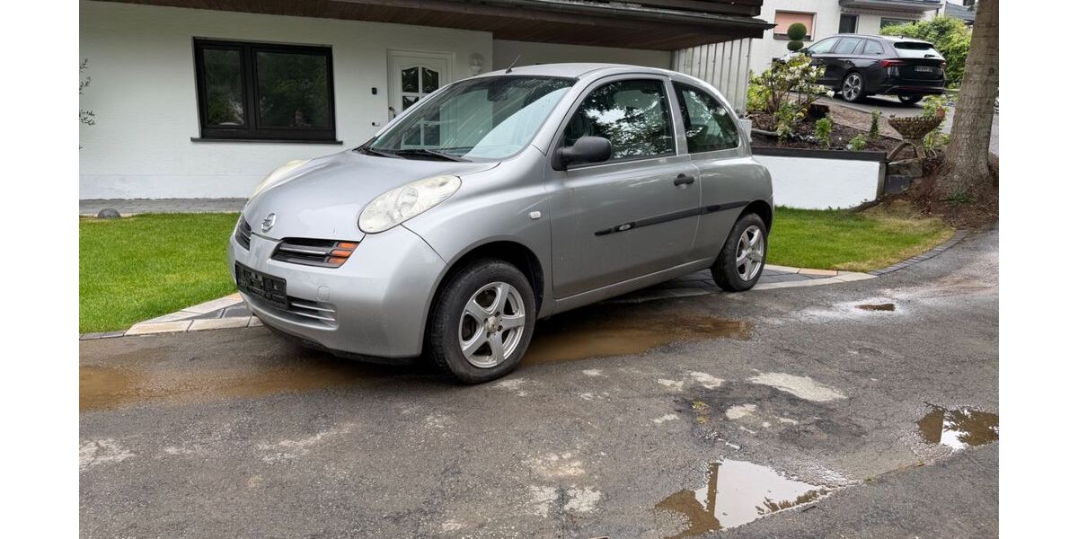 Nissan Micra 214.061 km 1.600 &euro; Werdohl 58791