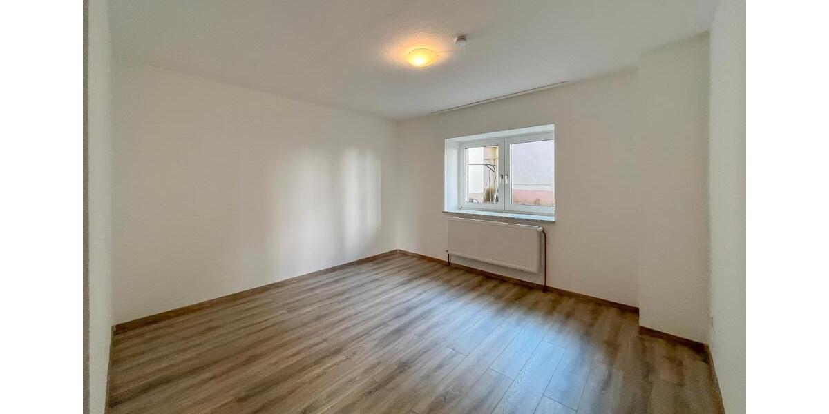 Erdgeschoßwohnung Hagen Hagen-Nord - 3 Zimmer, 97 m&sup2;, 670&euro; | Angebot:26084403