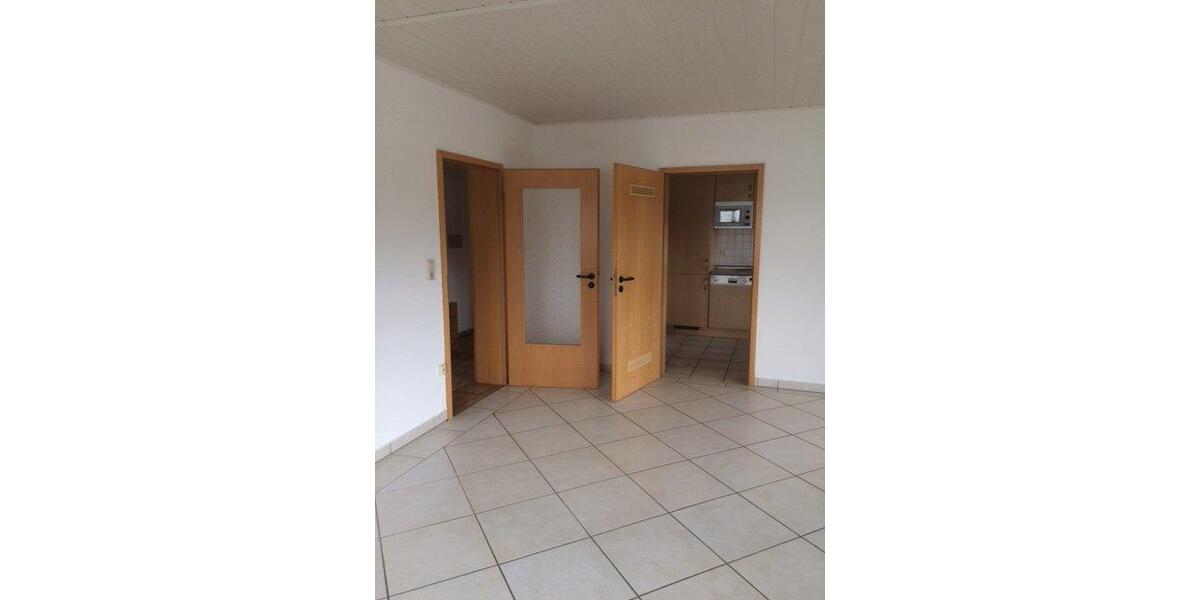 Etagenwohnung Finnentrop - 3 Zimmer, 80 m&sup2;, 640&euro; | Angebot:26148101