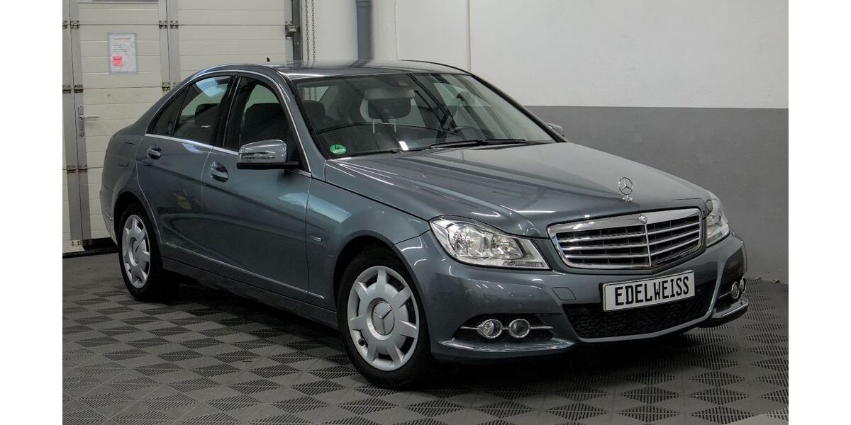 Mercedes-Benz C 180 65.000 km 11.800 &euro; Gummersbach 51647