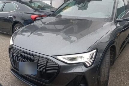 Audi e-tron 76.807 km 39.300 &euro; Hagen 58091