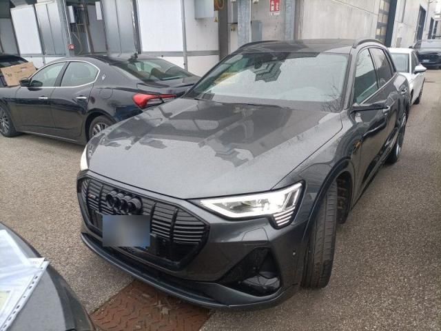 Audi e-tron 76.807 km 39.300 &euro; Hagen 58091