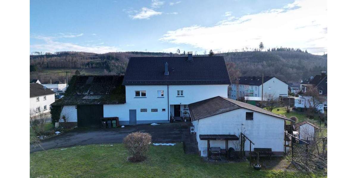 Einfamilienhaus Bergneustadt - 8 Zimmer, 182 m&sup2;, 339.000&euro; | Angebot:25666277