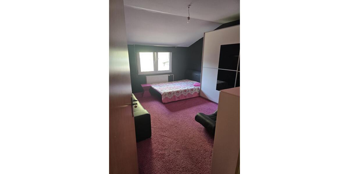Etagenwohnung Lüdenscheid Brügge - 4 Zimmer, 110 m&sup2;, 650&euro; | Angebot:25933025
