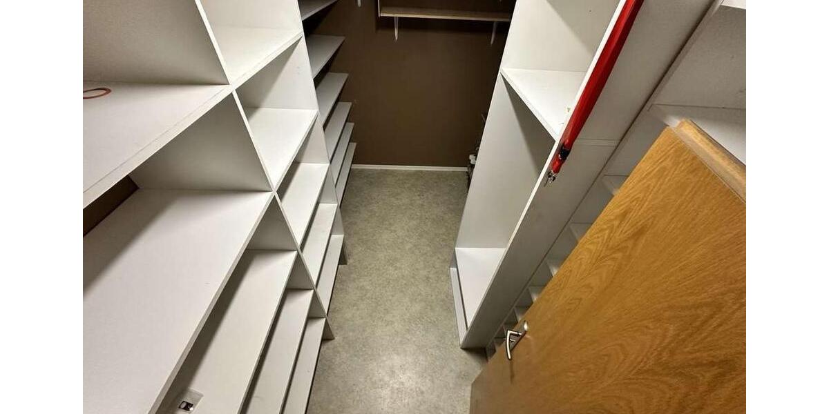 Erdgeschoßwohnung Engelskirchen - 2.5 Zimmer, 105 m&sup2;, 1.000&euro; | Angebot:26156665