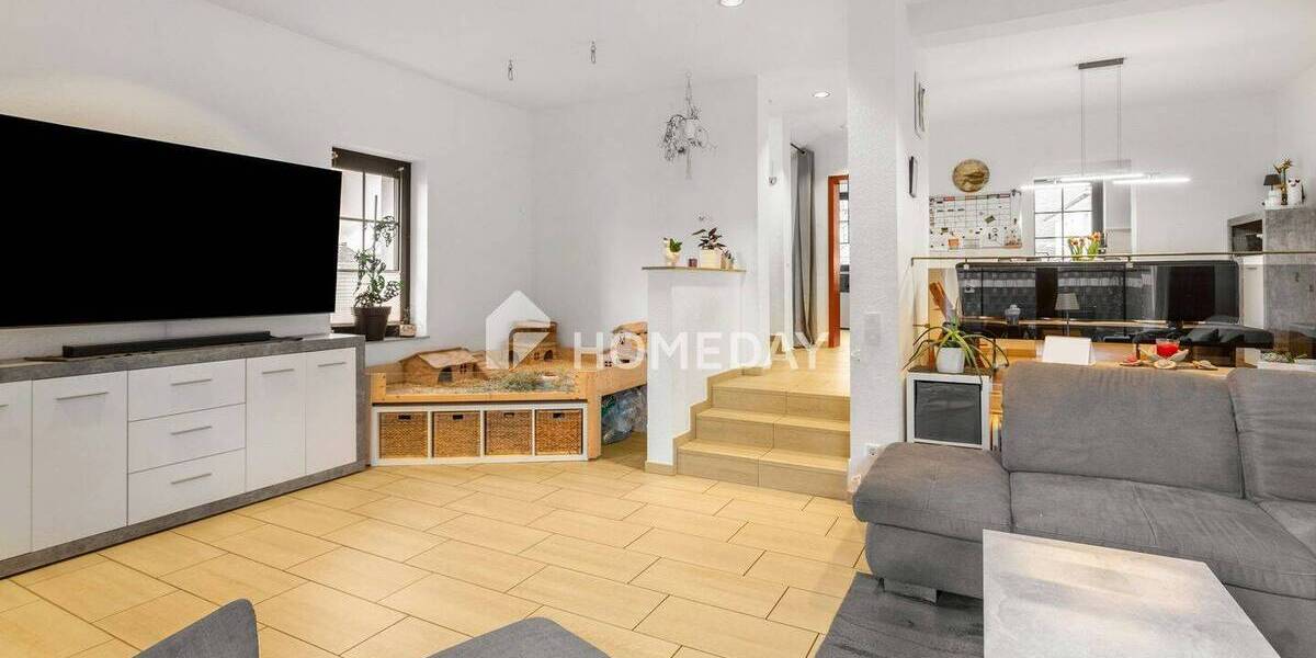 Reihenendhaus Hückeswagen Innenstadt - 8 Zimmer, 170 m&sup2;, 519.000&euro; | Angebot:26189383