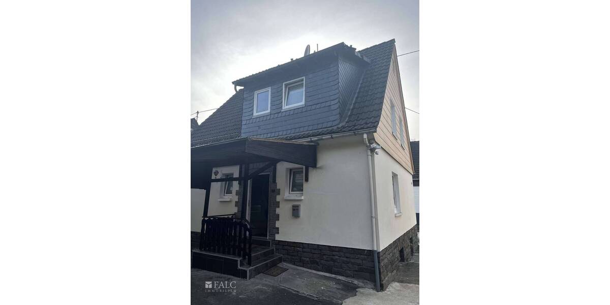 Einfamilienhaus Bergneustadt Wiedenest - 8 Zimmer, 112 m&sup2;, 269.000&euro; | Angebot:26826007