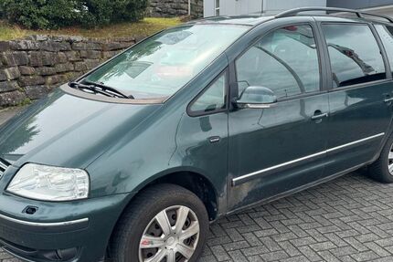VW Sharan 273.000 km 2.250 &euro; Gummersbach 51645