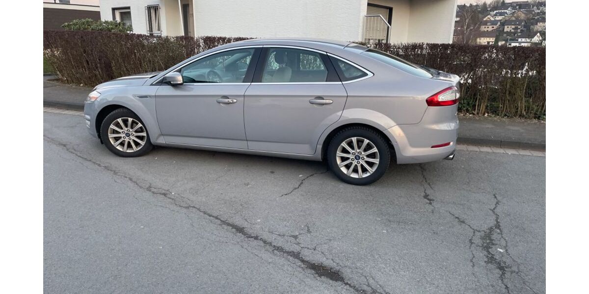 Ford Mondeo 110.000 km 9.950 &euro; Gummersbach 51647