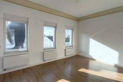 Wohnung Lüdenscheid Staberg - 2 Zimmer, 84 m&sup2;, 670&euro; | Angebot:26797969