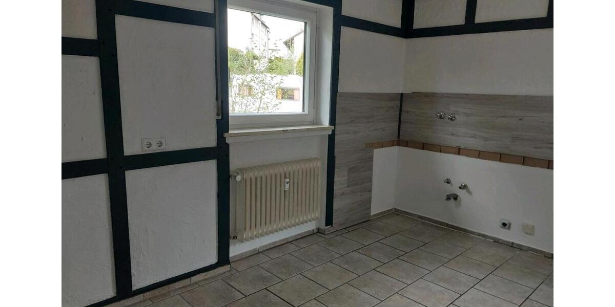 Etagenwohnung Lüdenscheid Brügge - 4 Zimmer, 90 m&sup2;, 580&euro; | Angebot:26416847