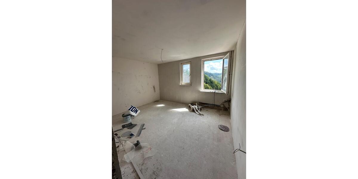 Einfamilienhaus Werdohl - 6 Zimmer, 140 m&sup2;, 150.000&euro; | Angebot:25873110