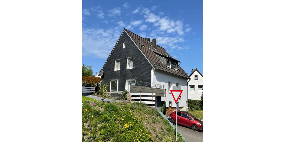 Einfamilienhaus Radevormwald - 6 Zimmer, 105 m&sup2;, 185.000&euro; | Angebot:20715878