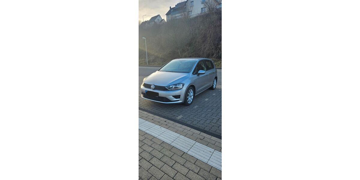 VW Golf Sportsvan 146.000 km 7.500 &euro; Kierspe 58566