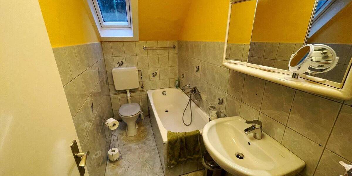 Einfamilienhaus Engelskirchen Ründeroth - 7 Zimmer, 159 m&sup2;, 325.000&euro; | Angebot:25738111