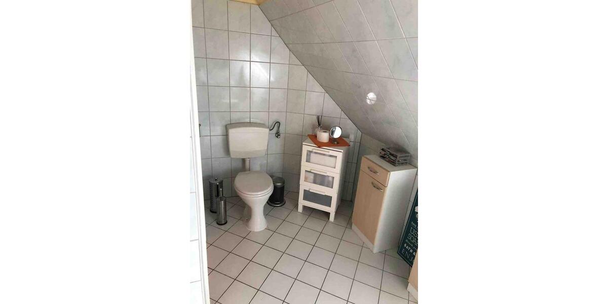 Dachgeschoßwohnung Hagen Hagen-Mitte - 2 Zimmer, 64 m&sup2;, 450&euro; | Angebot:25081452
