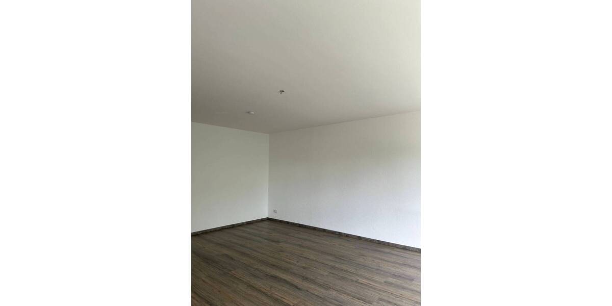 Etagenwohnung Gummersbach Reininghausen - 4 Zimmer, 98 m&sup2;, 1.125&euro; | Angebot:26909114
