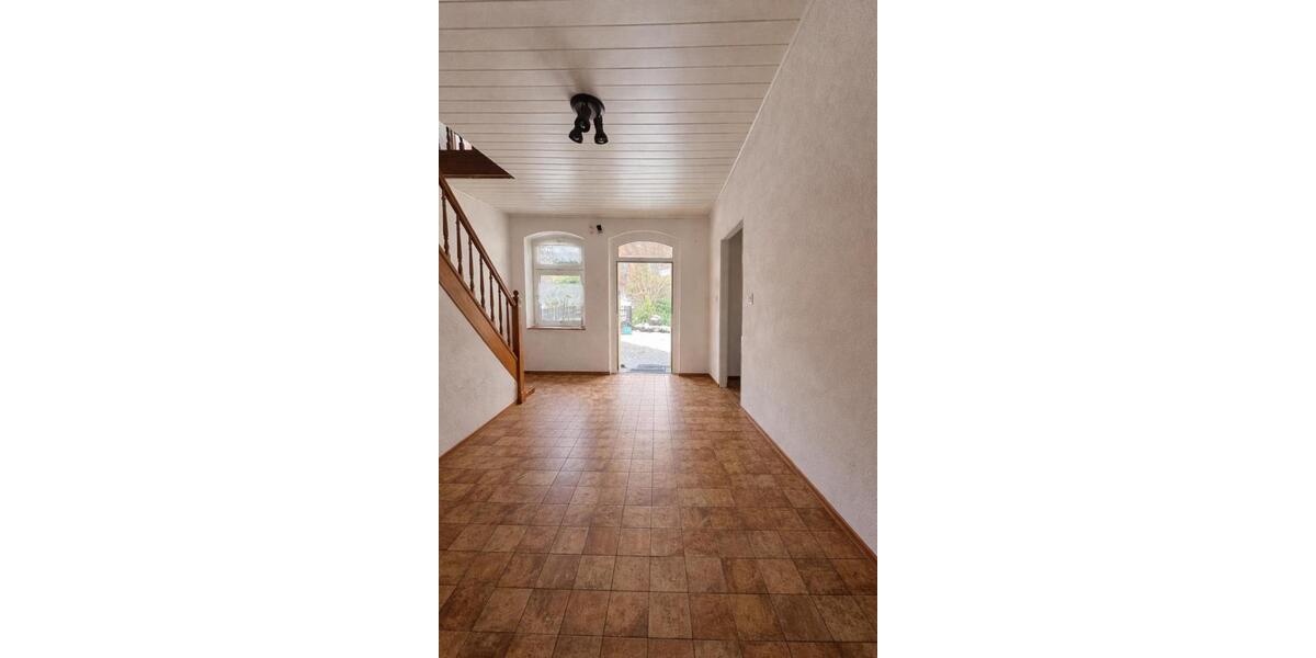 Einfamilienhaus Gummersbach Hepel - 5 Zimmer, 160 m&sup2;, 368.000&euro; | Angebot:25635844