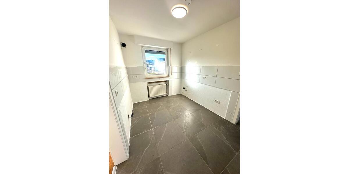 Erdgeschoßwohnung Iserlohn - 5 Zimmer, 105 m&sup2;, 1.400&euro; | Angebot:25405195