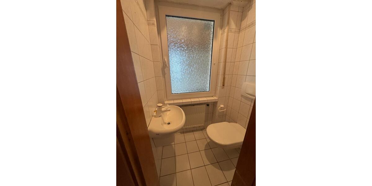 Doppelhaushälfte Sundern (Sauerland) - 4.5 Zimmer, 200 m&sup2;, 920&euro; | Angebot:25935964