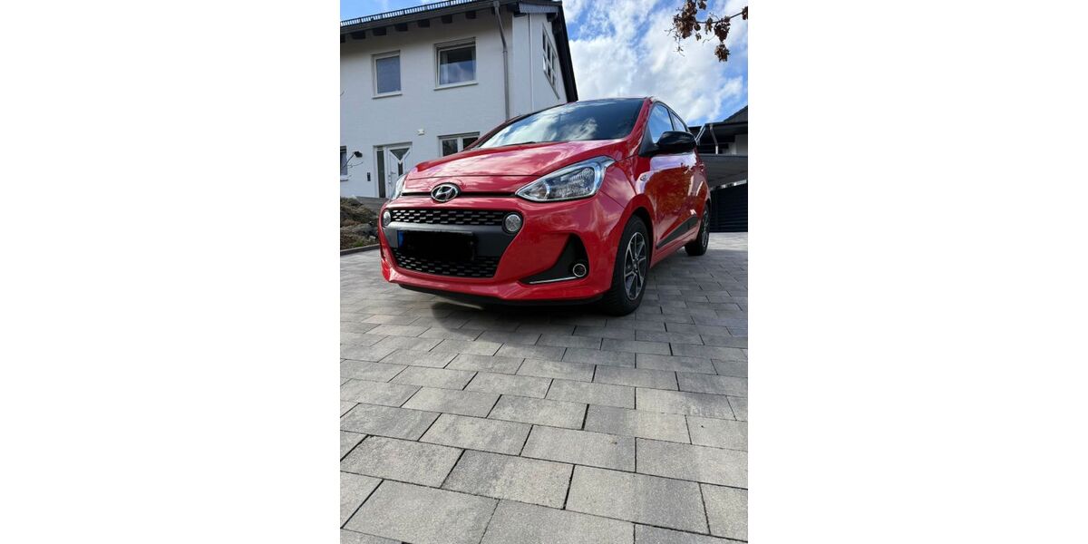 Hyundai i10 18.126 km 9.900 &euro; Iserlohn 58644