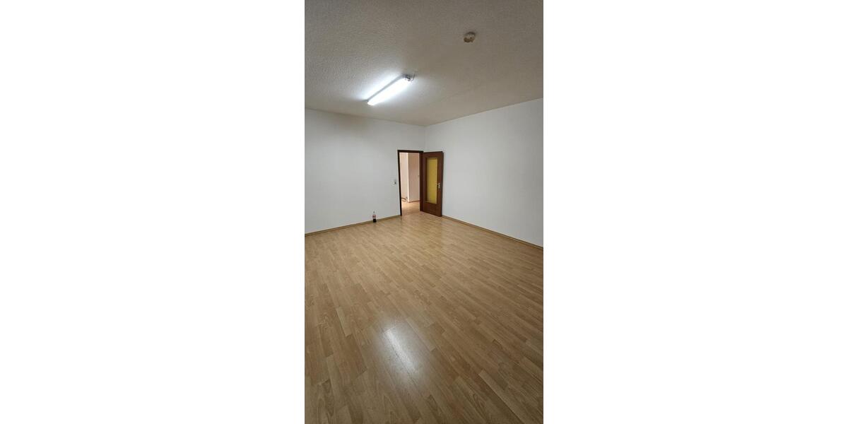 Etagenwohnung Iserlohn - 2 Zimmer, 65 m&sup2;, 680&euro; | Angebot:25175276