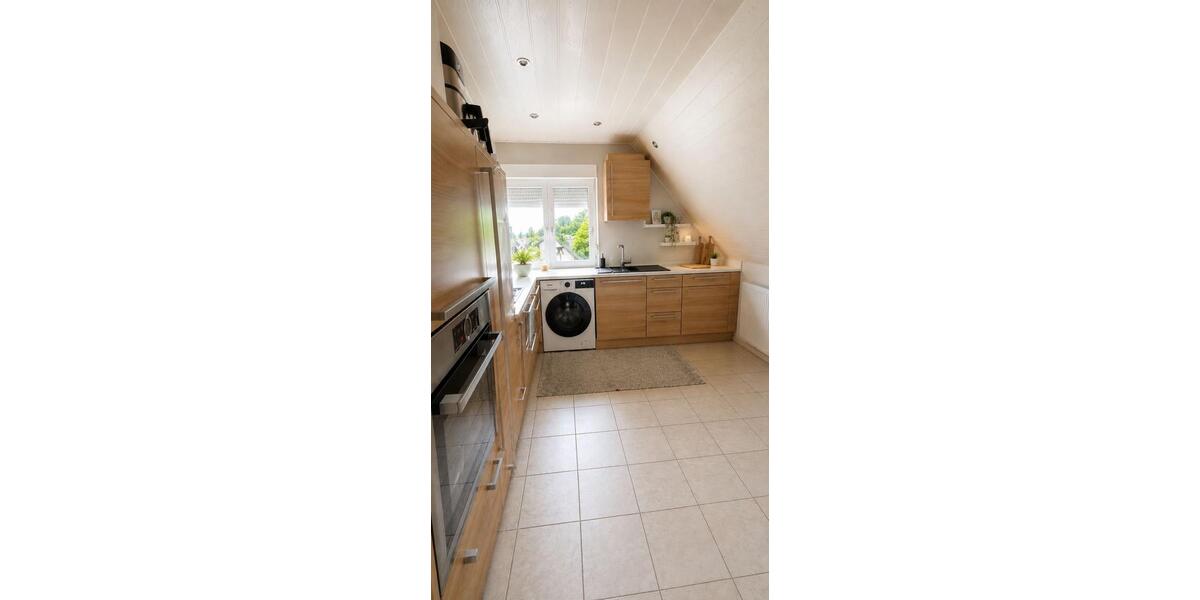 Mehrfamilienhaus, Wohnhaus Bergneustadt - 8 Zimmer, 233 m&sup2;, 459.000&euro; | Angebot:26575881