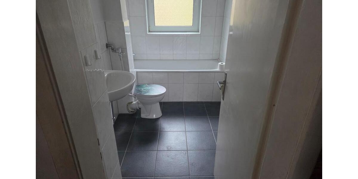 Etagenwohnung Werdohl - 3 Zimmer, 61 m&sup2;, 345&euro; | Angebot:24590505