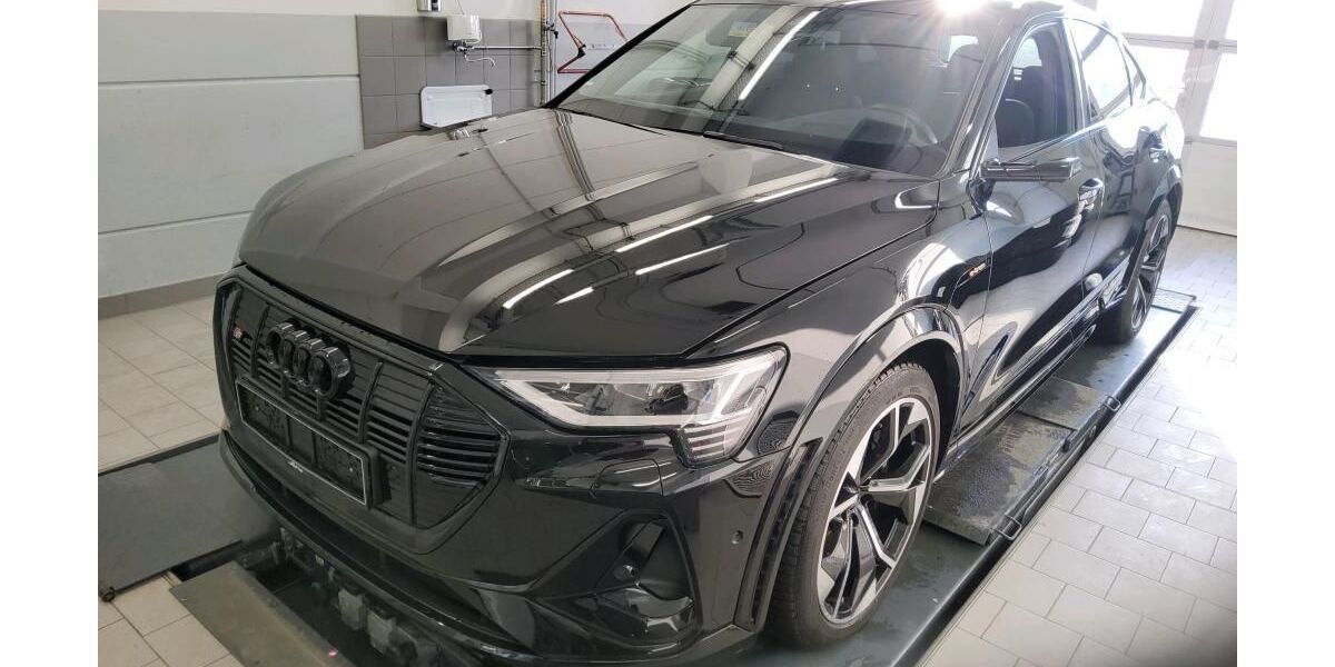Audi e-tron 43.363 km 39.380 &euro; Hagen 58091