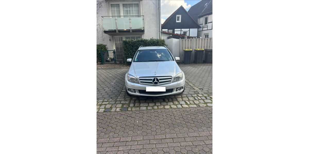 Mercedes-Benz C 220 215.000 km 8.700 &euro; Hagen 58099