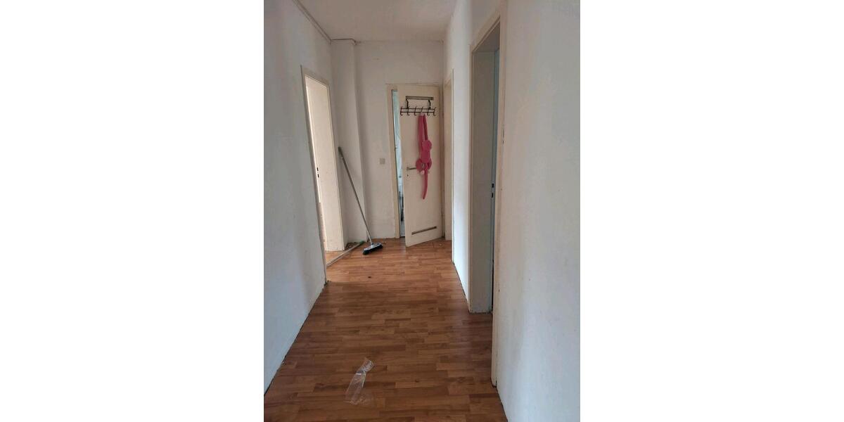 Etagenwohnung Gummersbach Berstig Süd - 2 Zimmer, 70 m&sup2;, 600&euro; | Angebot:25404181