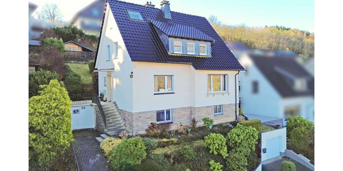 Einfamilienhaus Sundern (Sauerland) - 7 Zimmer, 140 m&sup2;, 265.000&euro; | Angebot:25723560