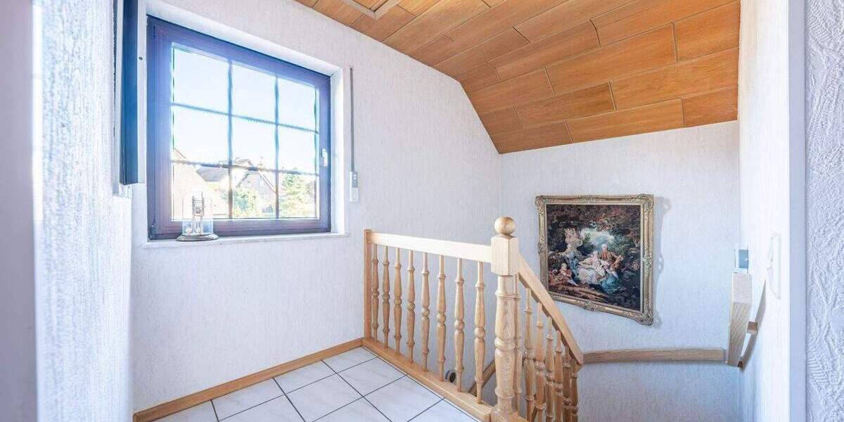 Einfamilienhaus Iserlohn Dröschede - 6 Zimmer, 230 m&sup2;, 489.000&euro; | Angebot:25777906