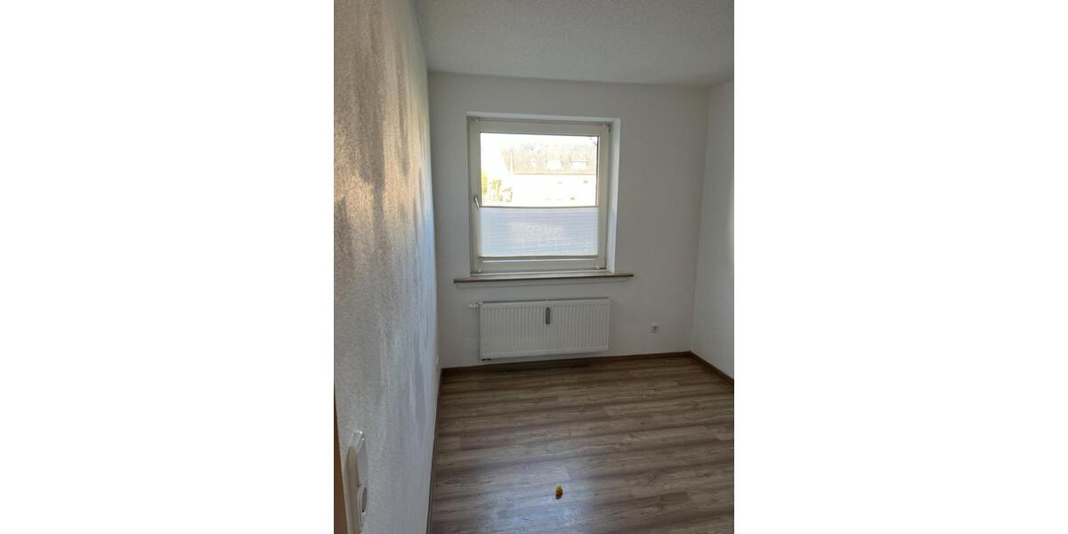 Etagenwohnung Plettenberg - 3.5 Zimmer, 81 m&sup2;, 585&euro; | Angebot:22909203