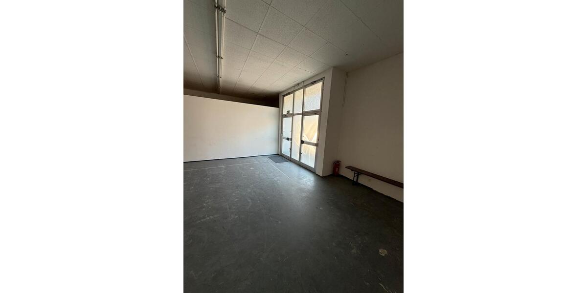 Gewerbeobjekt Gummersbach Berstig Süd - 1.250&euro; | Angebot:25330428