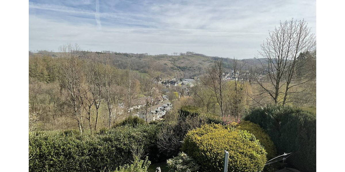 Einfamilienhaus Lüdenscheid Brügge - 6 Zimmer, 141 m&sup2;, 479.000&euro; | Angebot:26150672