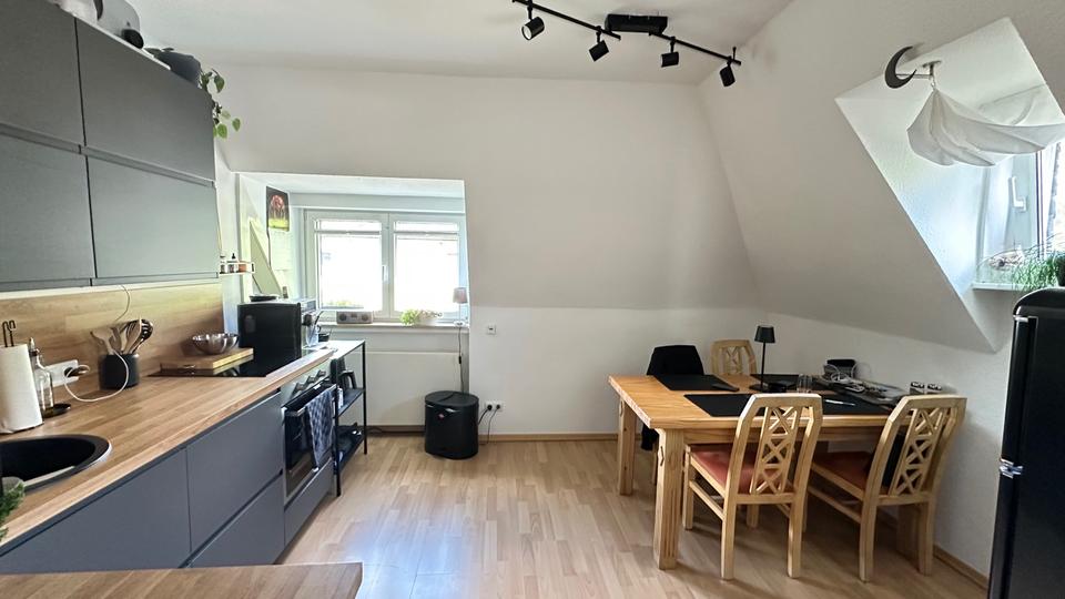 Dachgeschoßwohnung Menden (Sauerland) Bösperde - 2.5 Zimmer, 70 m&sup2;, 750&euro; | Angebot:25905931