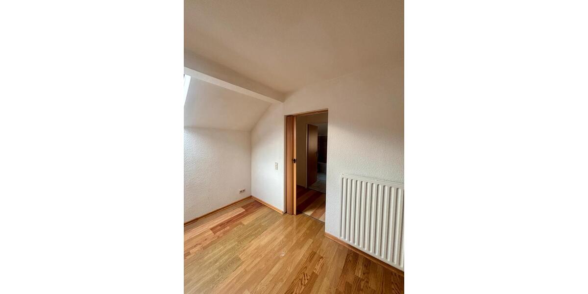 Etagenwohnung Gummersbach Berstig Süd - 2 Zimmer, 65 m&sup2;, 520&euro; | Angebot:26461507