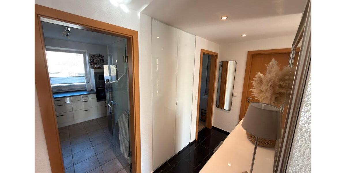 Etagenwohnung Schwerte - 3.5 Zimmer, 76 m&sup2;, 239.000&euro; | Angebot:25994135