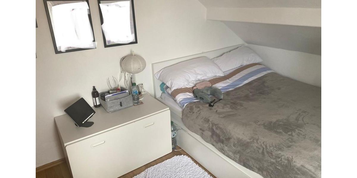 Dachgeschoßwohnung Lüdenscheid Othlinghausen - 3 Zimmer, 49 m&sup2;, 68.000&euro; | Angebot:25258773