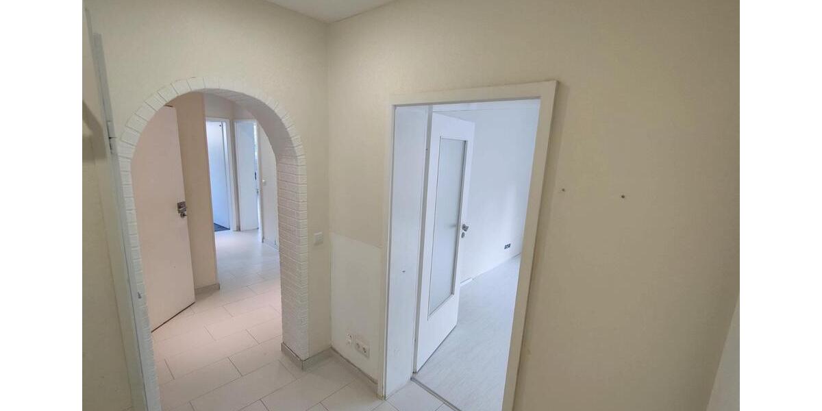 Erdgeschoßwohnung Bergneustadt - 4 Zimmer, 81 m&sup2;, 179.000&euro; | Angebot:27112184
