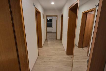 Wohnung Sundern (Sauerland) - 3 Zimmer, 62 m&sup2;, 575&euro; | Angebot:25861359