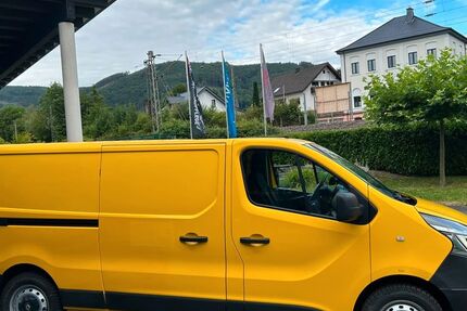Renault Trafic 32.000 km 13.450 &euro; Finnentrop 57413